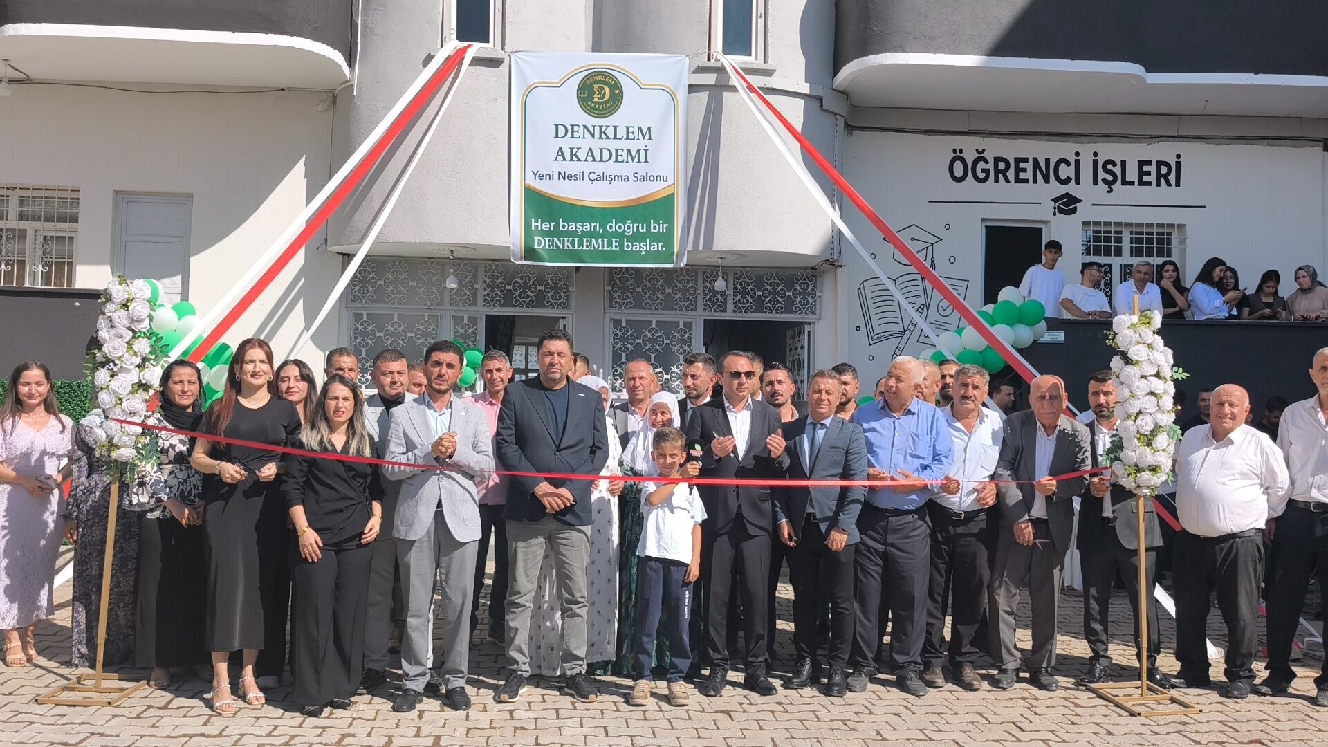 Denklem Akademi Çalılşma Salonu (2)