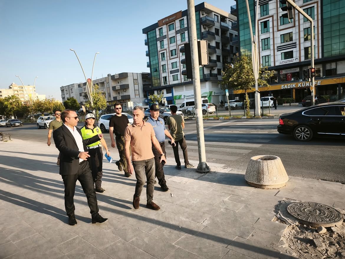 Kaymakamımız Sayın Çağlar Partal, İpekyolu Üzerindeki Yol Çalışmalarını Yerinde Inceleyerek Yürü (3)