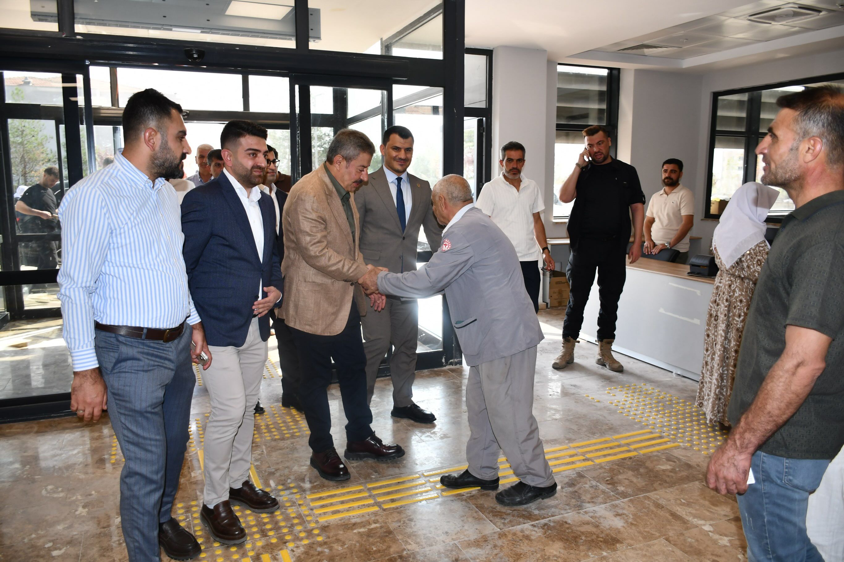 İDİL DİŞ