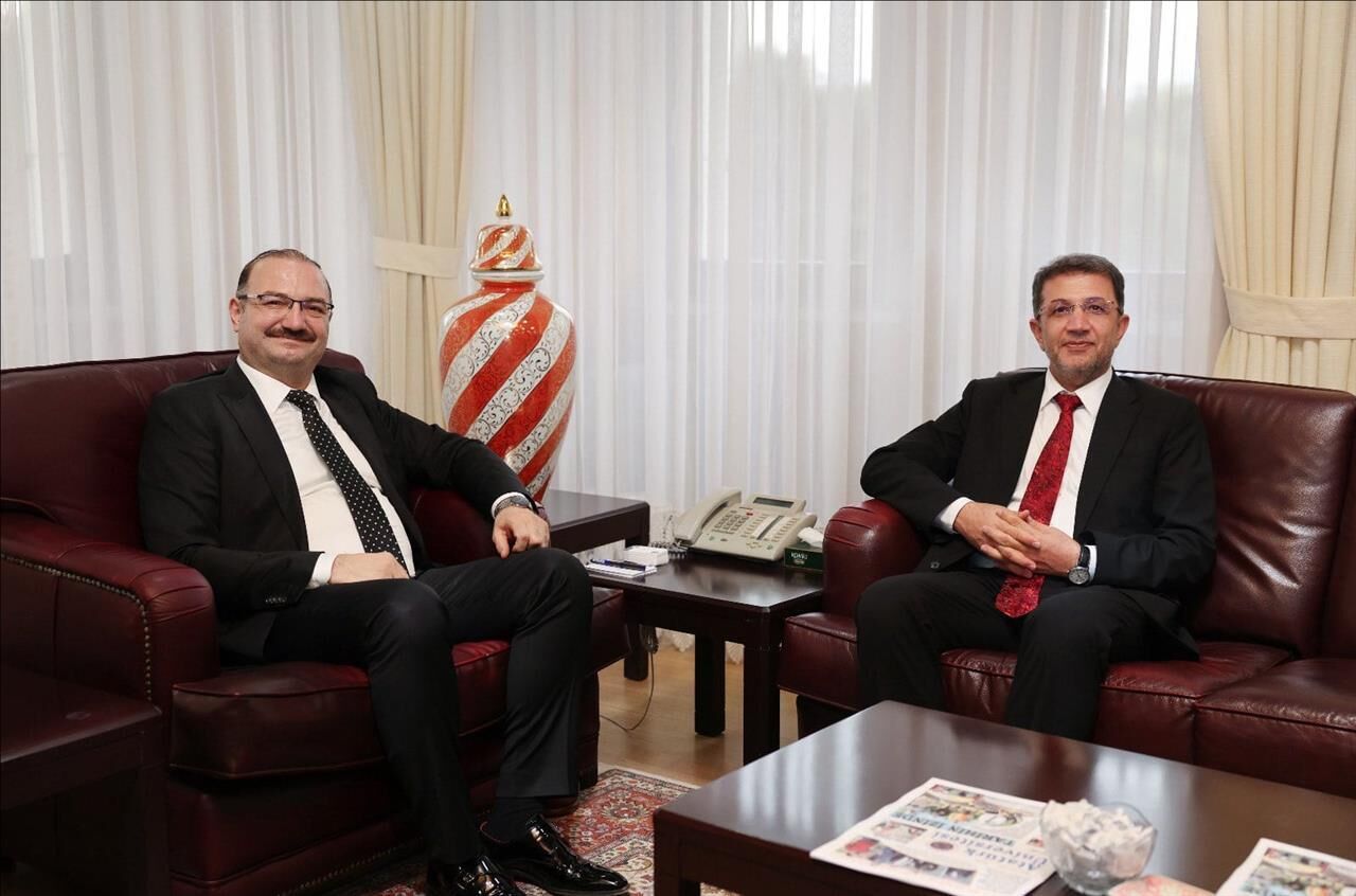 Universitemiz Ile Ataturk Universitesi Arasinda Is Birligi Protokolu Imzalandi 3Dcaa7Fa Bfff 419A B01C 6404A7B2535E