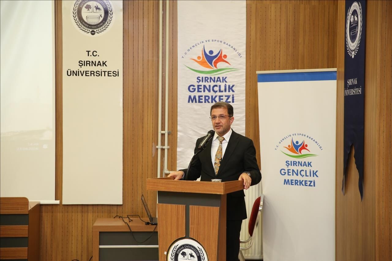 Universitemizde Hafizlik Şırnak’ta Hafız Öğrenciler Taçlarını Giydi Tamamlayan Ogrenciler Icin Tac Giyme Merasimi Duzenlendi D842Dd82 41F3 4577 Ba03 78Adc4Cb462E