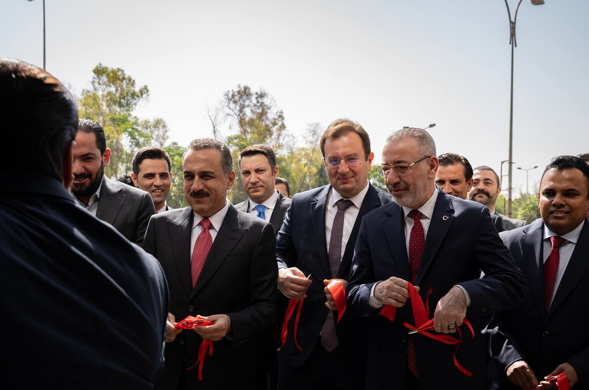 V İ X E