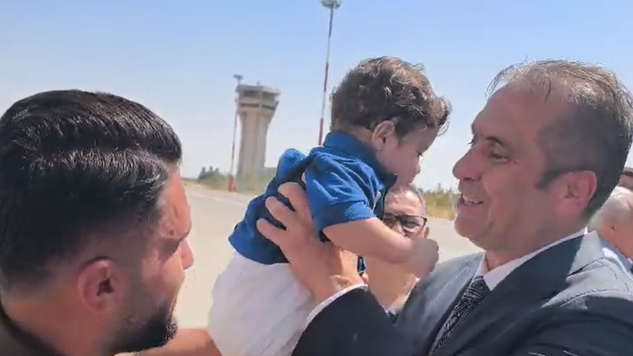 Vedalaşma Volkan Bebek