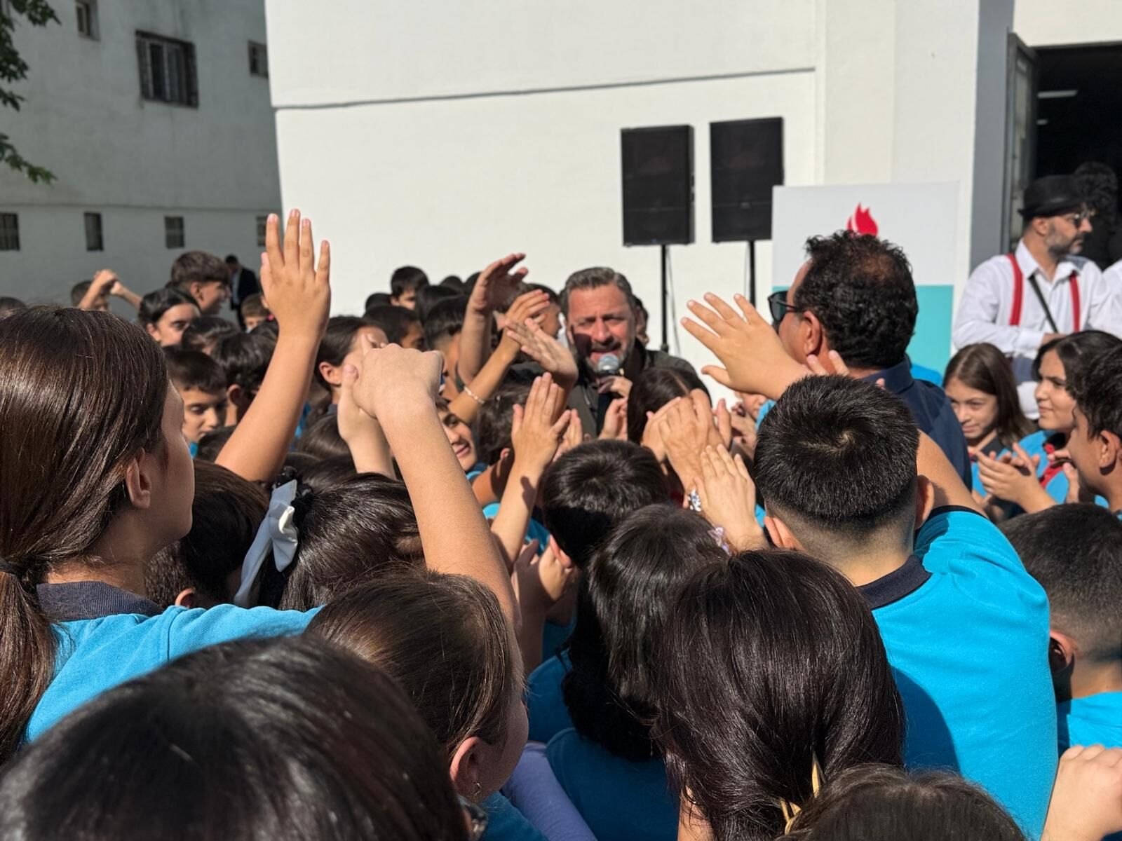 Yeni eğitim yılında öğrencileri sevindiren buluşma