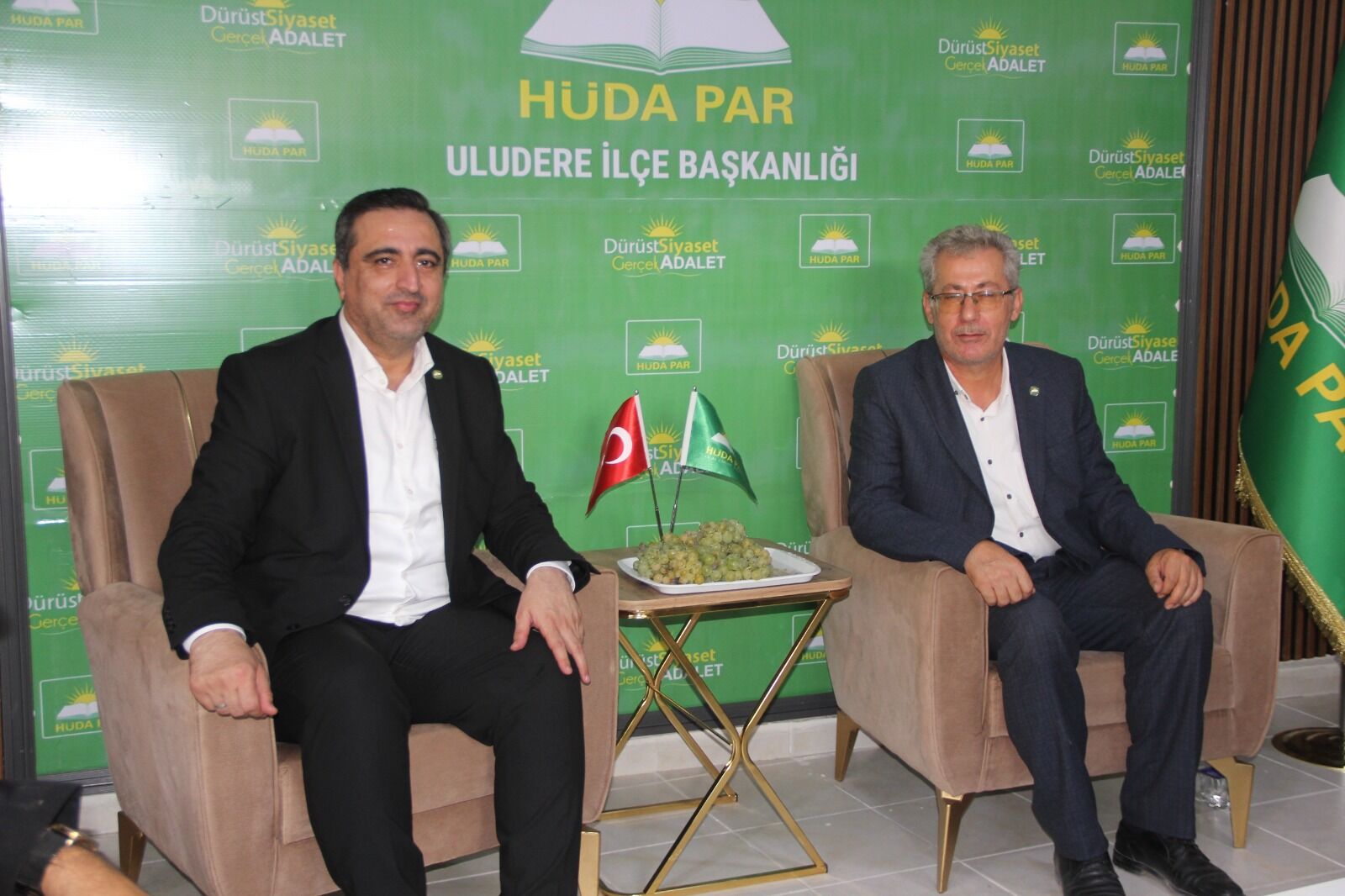 AÇILIŞ