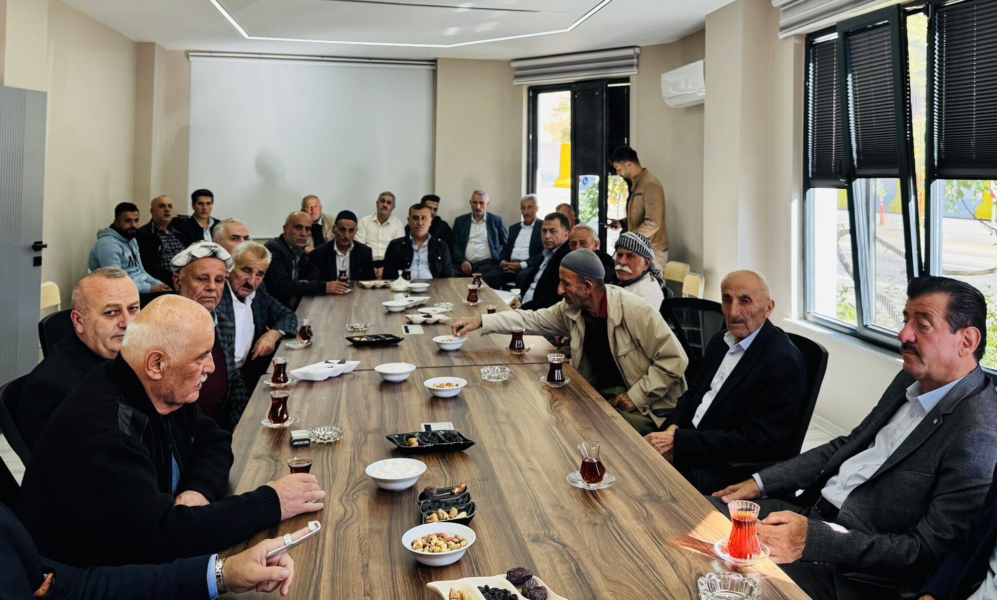 Aşiret (1)