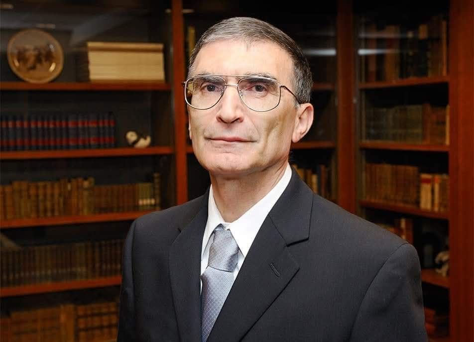 Azi̇z Sancar (2)