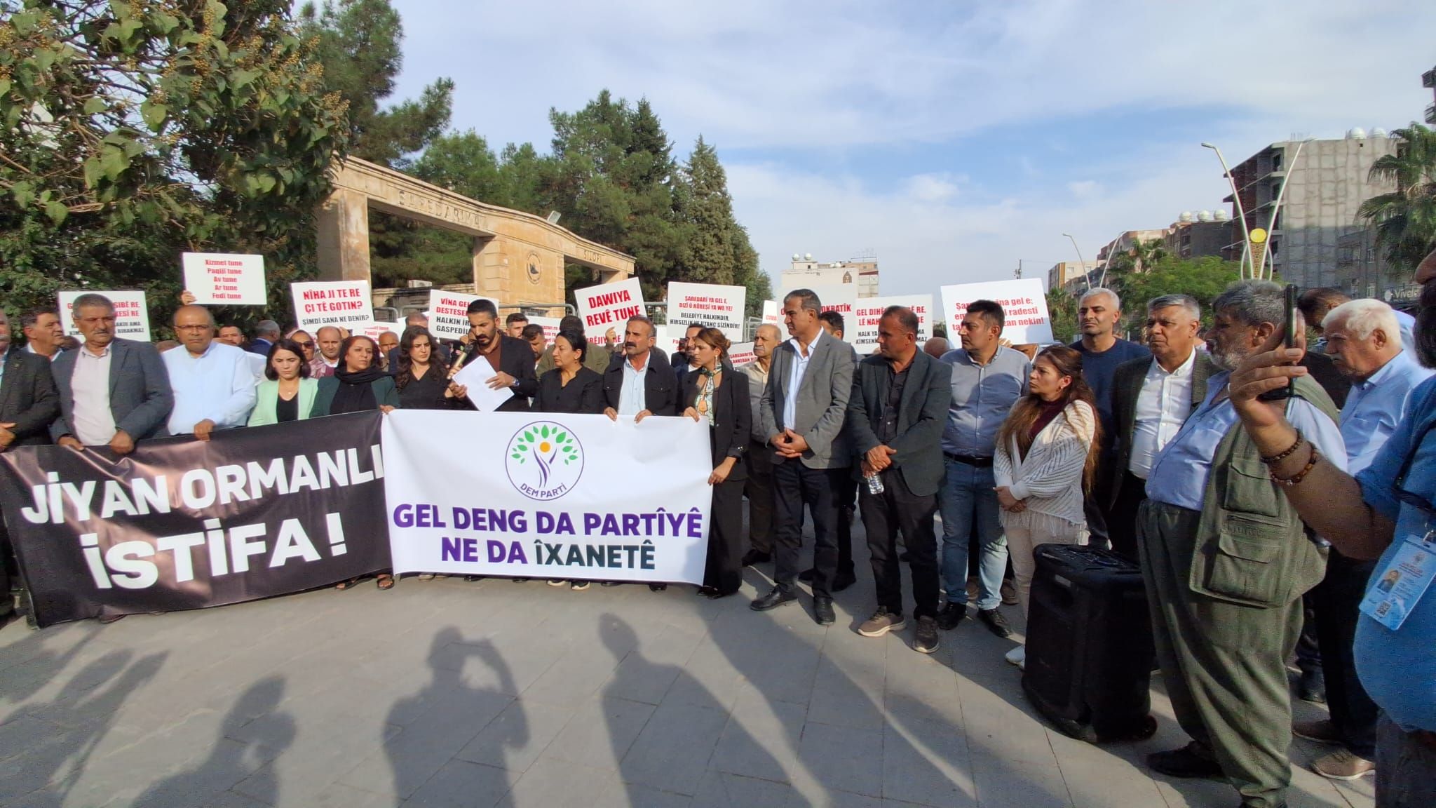 Dem Parti Basın Açıklaması Silopi (4)