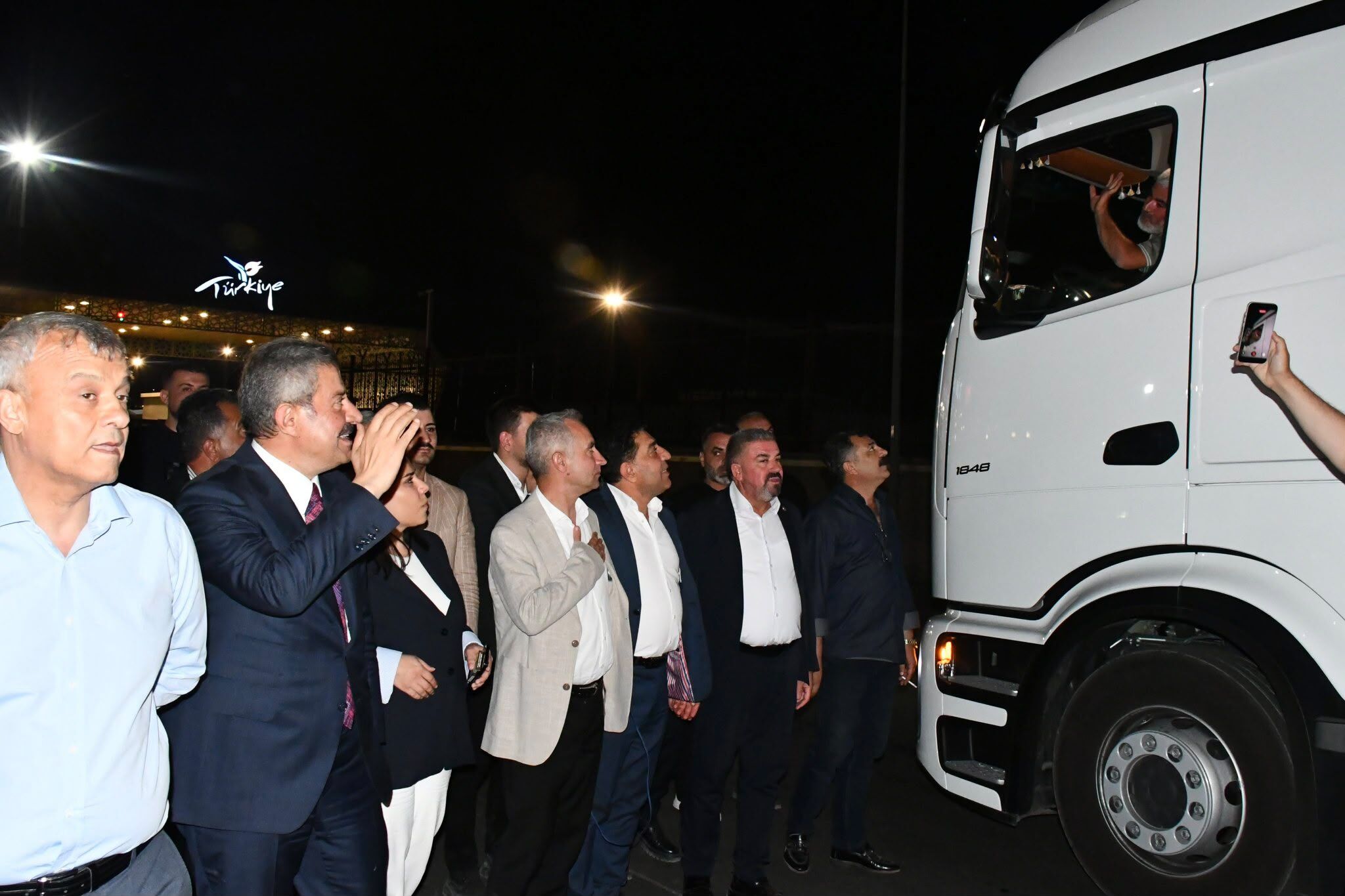 Habur Şöförleri̇n Sesi̇ Duyuldu (2)