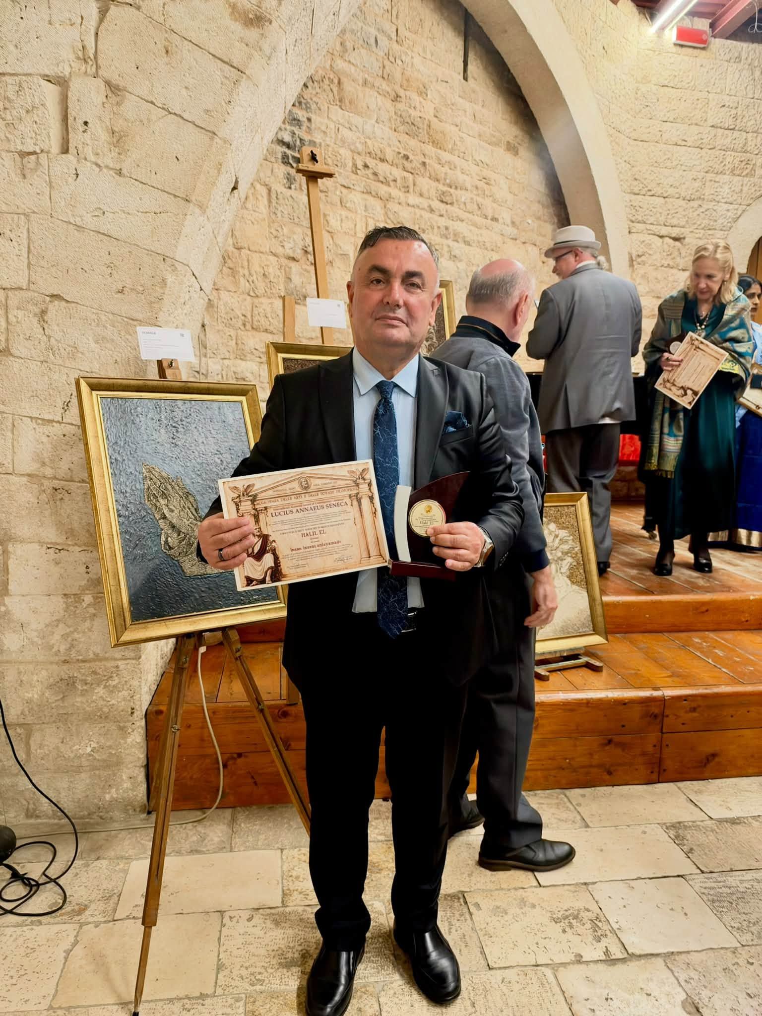 Halil El Ödül1234