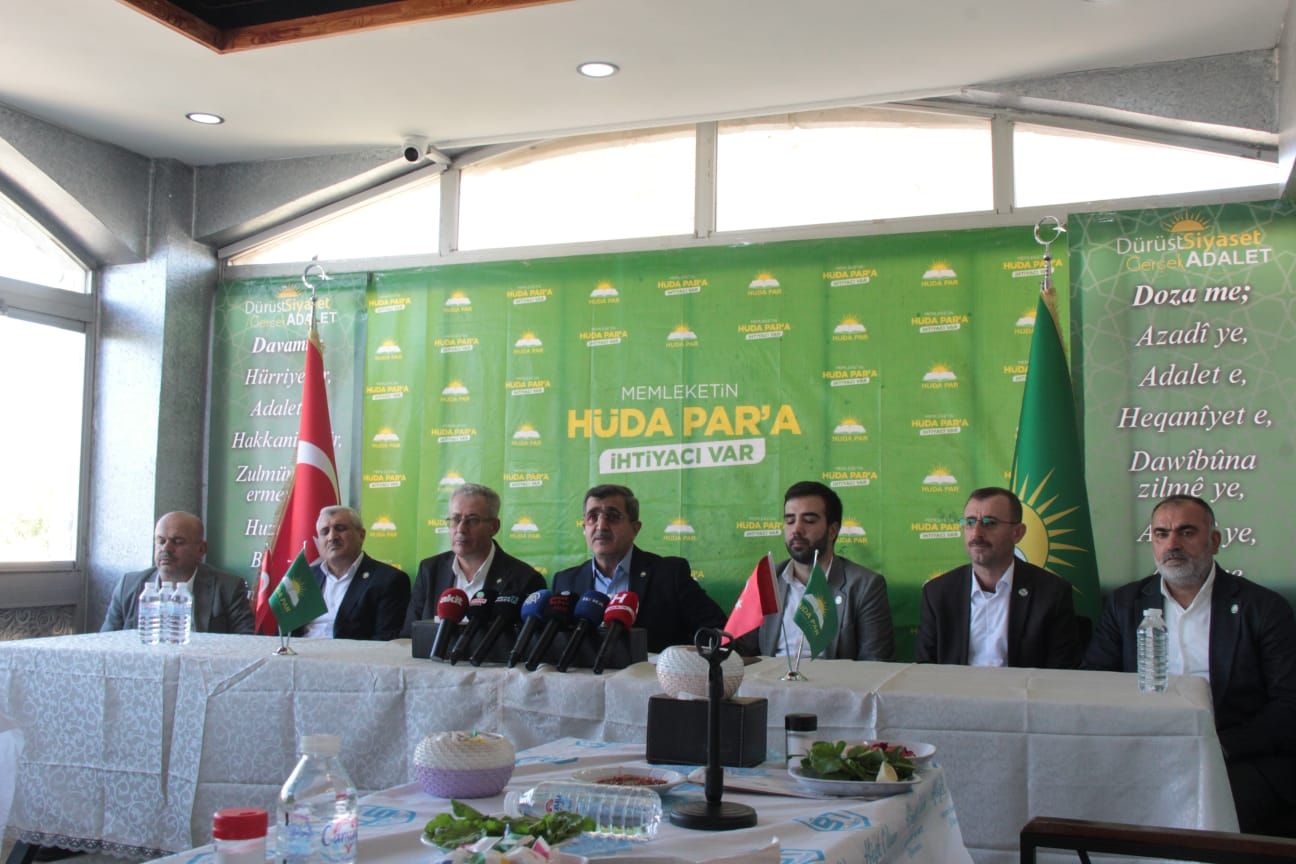 Hüda Par Basın Toplantıwsı (27)