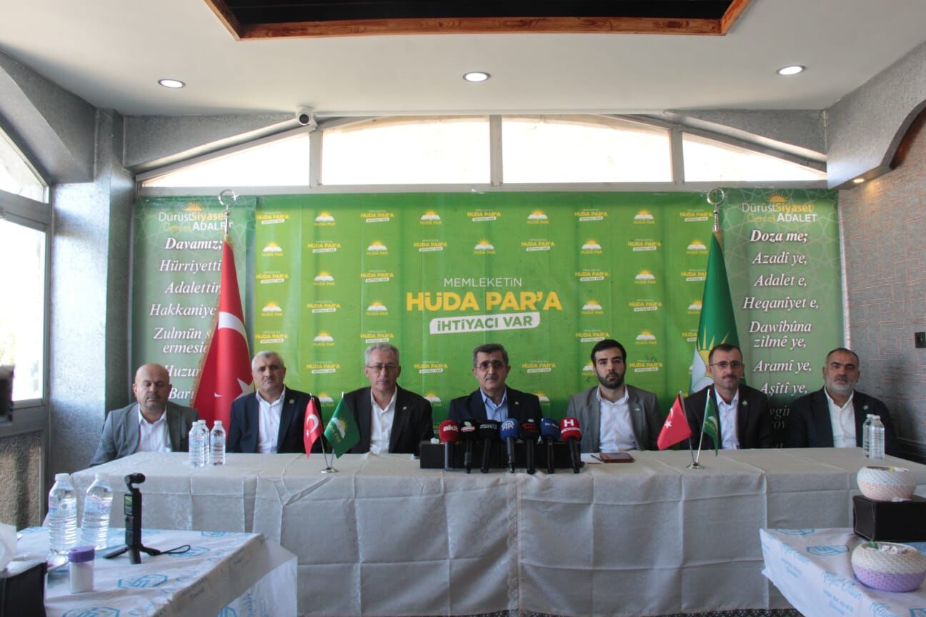 Hüda Par Basın Toplantıwsı (28)