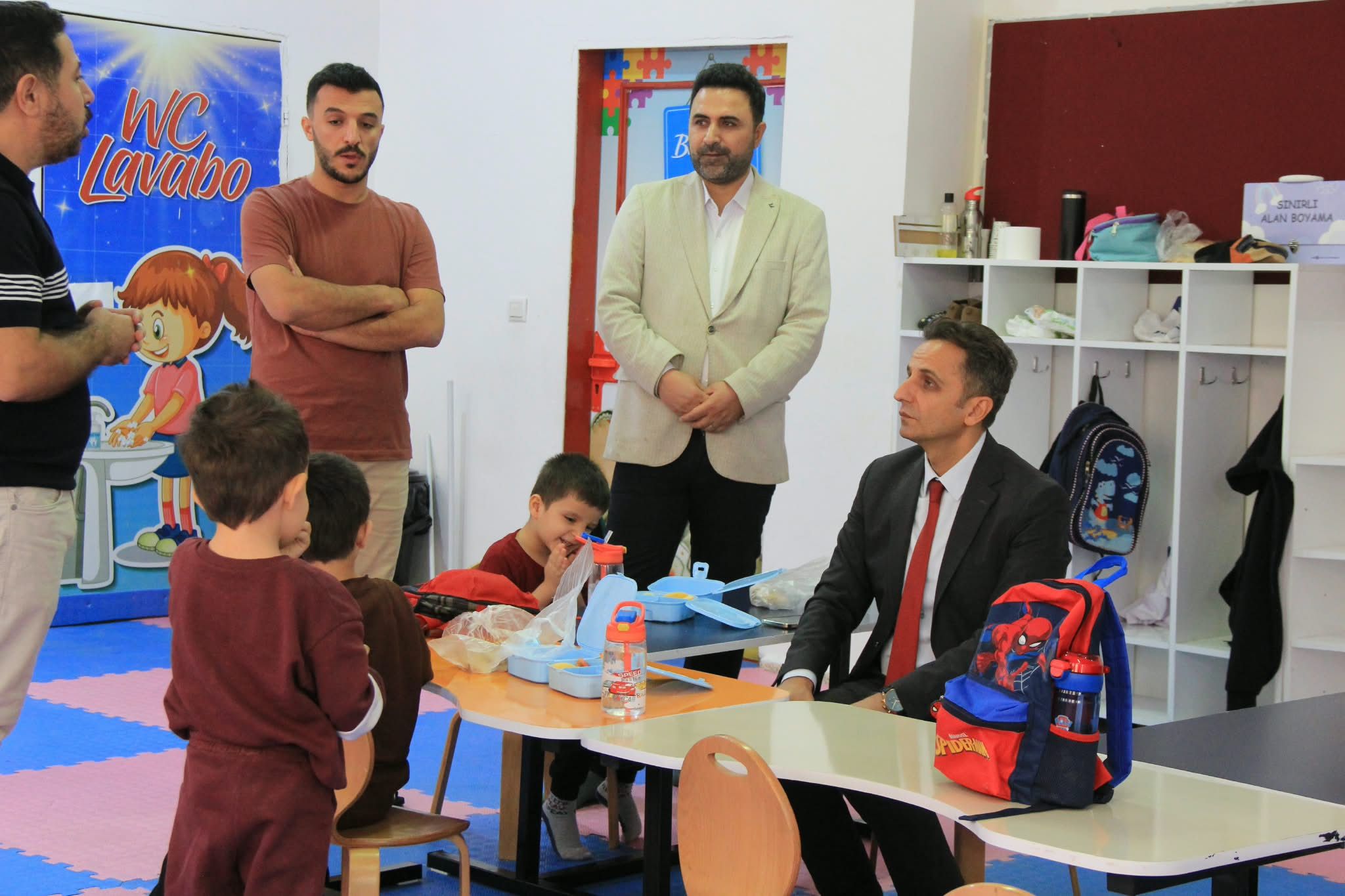 Cizre’de Özel Öğrenciler Unutulmadı