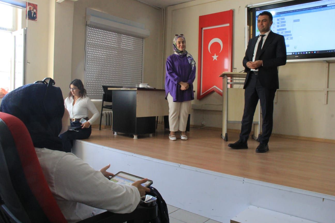 Cizre’de Öğretmenler İçin Uygulamalı Eğitim Programı