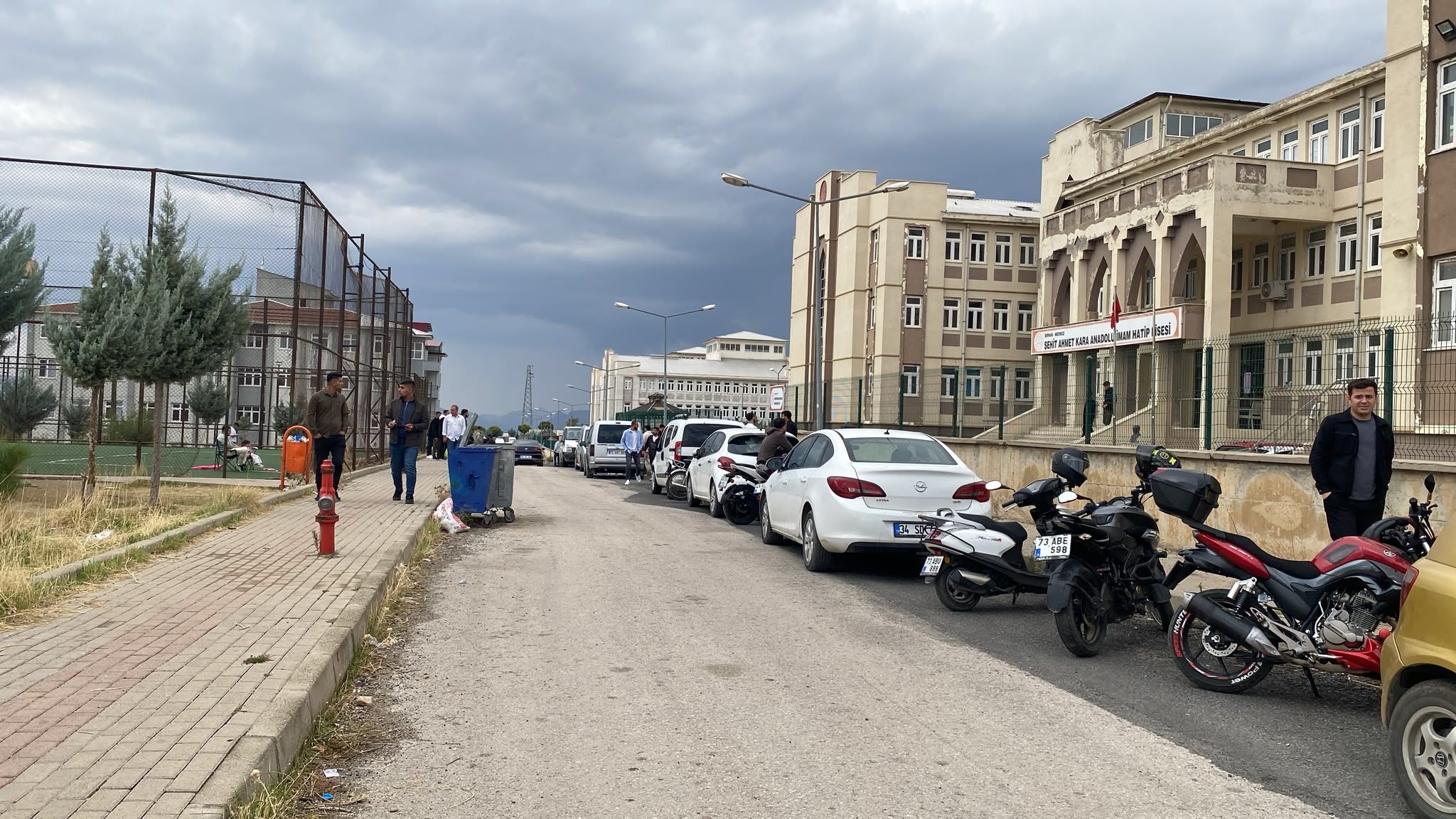 Şırnak’ta memur olma hayaliyle sınava girdiler