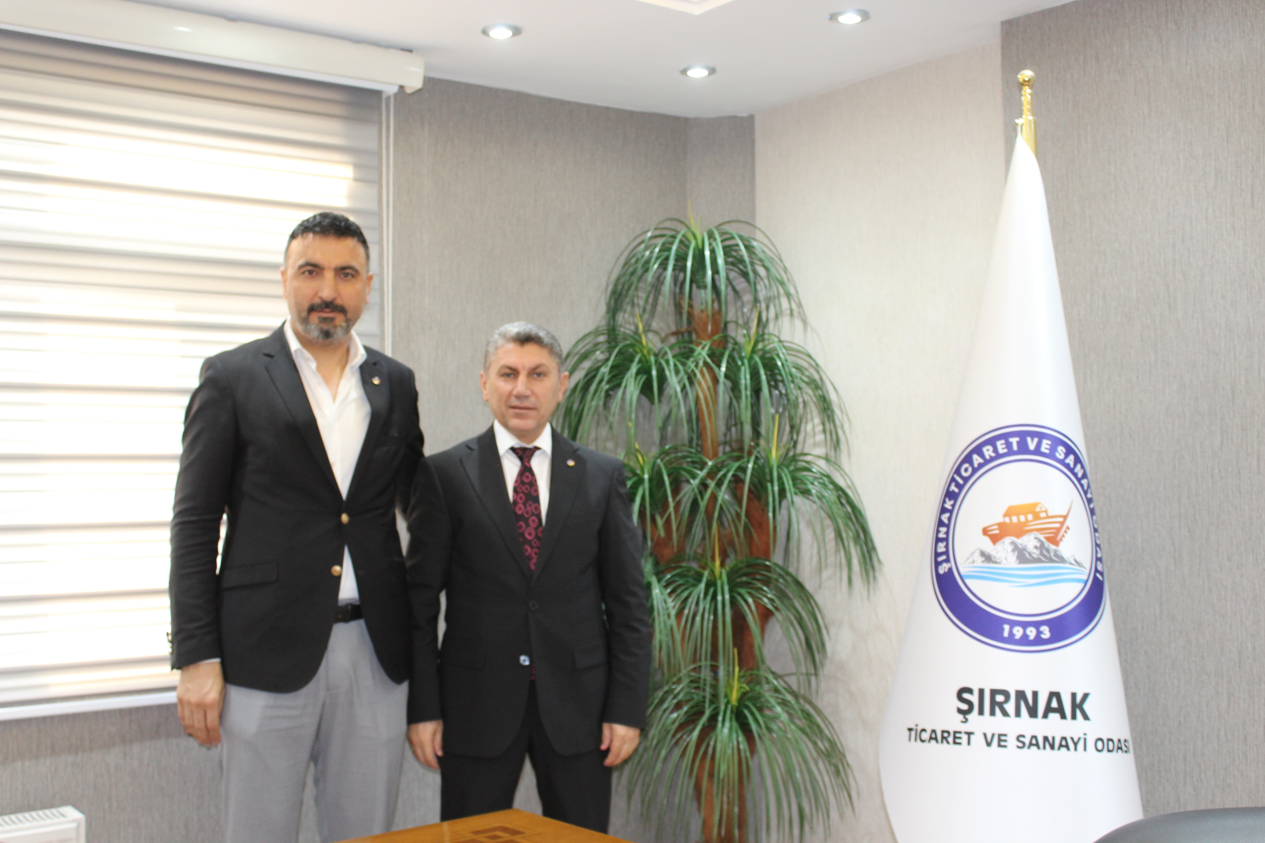 Şırnak Ticaret ve Sanayi Odası’nda (TSO) yeni yönetimin şekillenmesiyle birlikte başkan yardımcıları da belli oldu. Murat Açar, Osman Şen ve Abdullah İmrak, yönetim kurulu başkan yardımcılığı görevlerine seçildi.