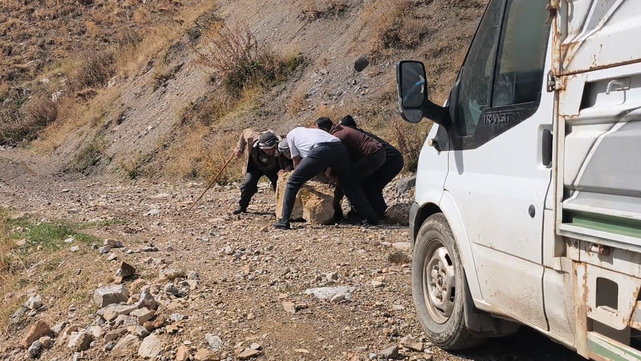 Yayla11 Taş